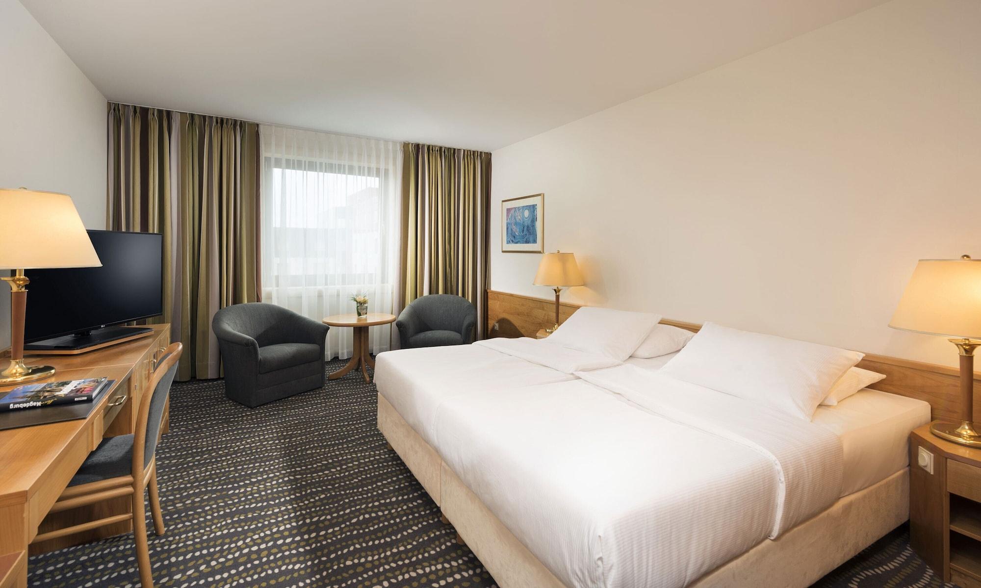 Maritim Hotel Магдебург Екстериор снимка