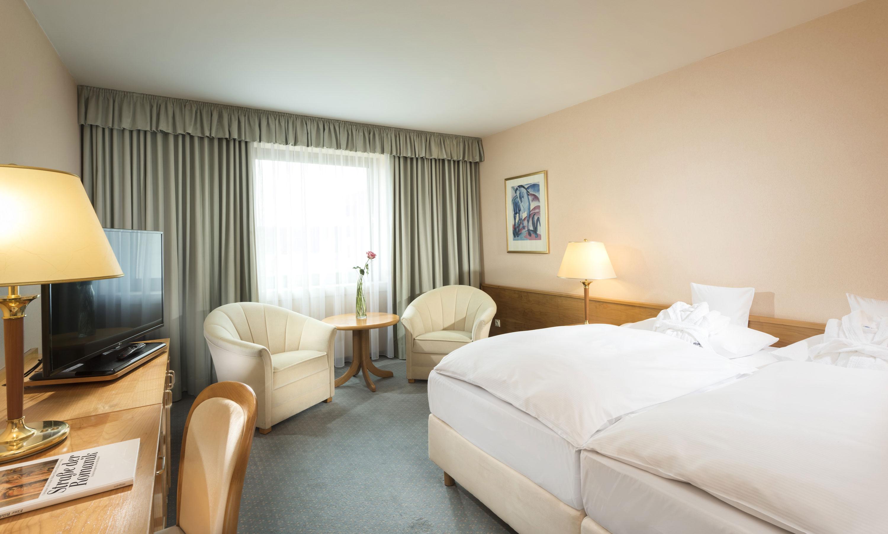 Maritim Hotel Магдебург Екстериор снимка