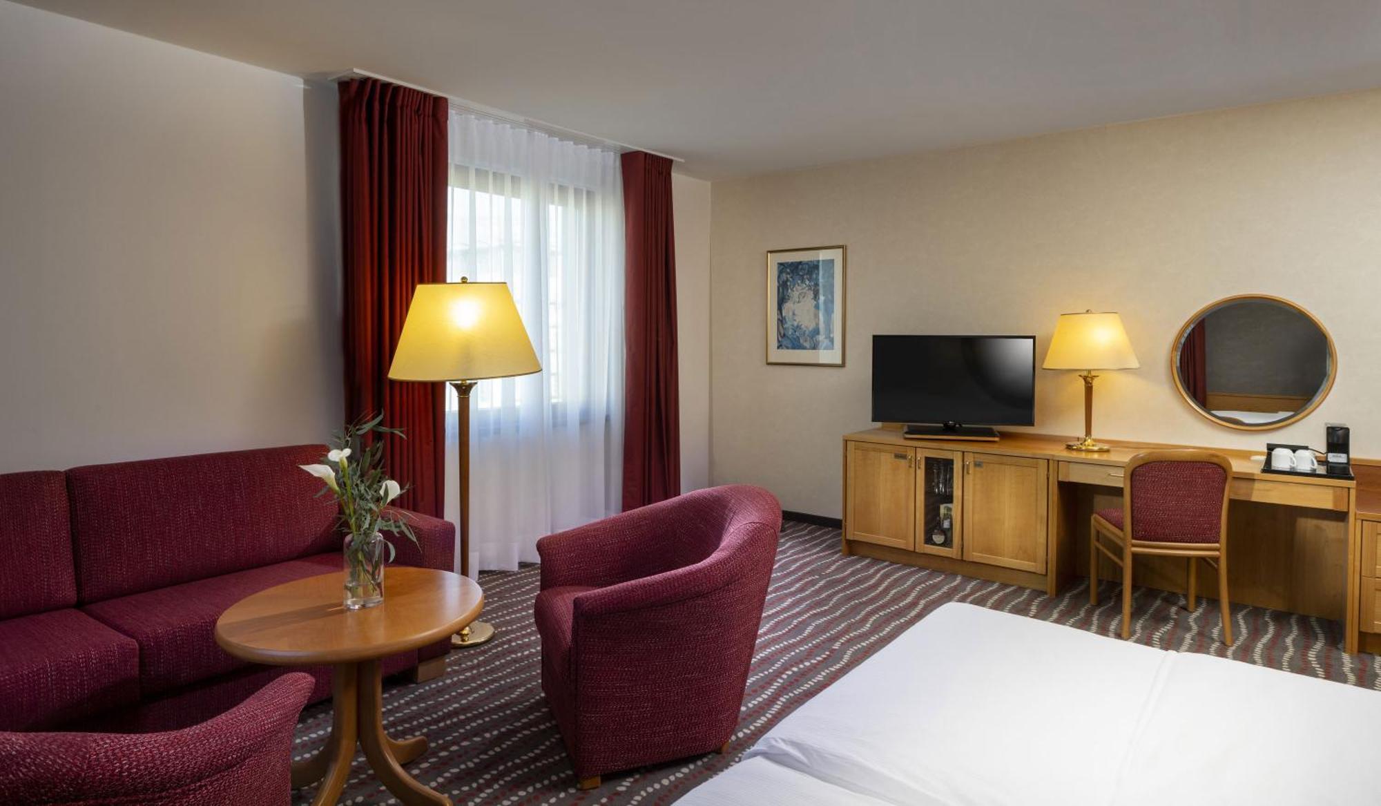 Maritim Hotel Магдебург Екстериор снимка