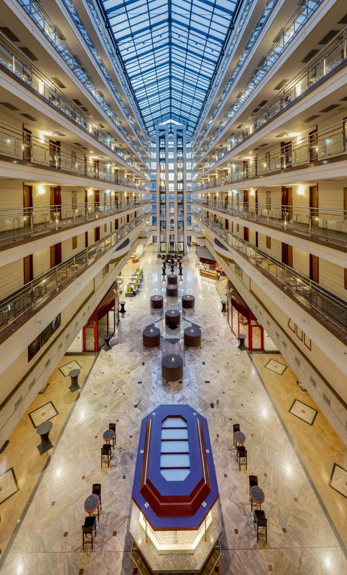 Maritim Hotel Магдебург Екстериор снимка