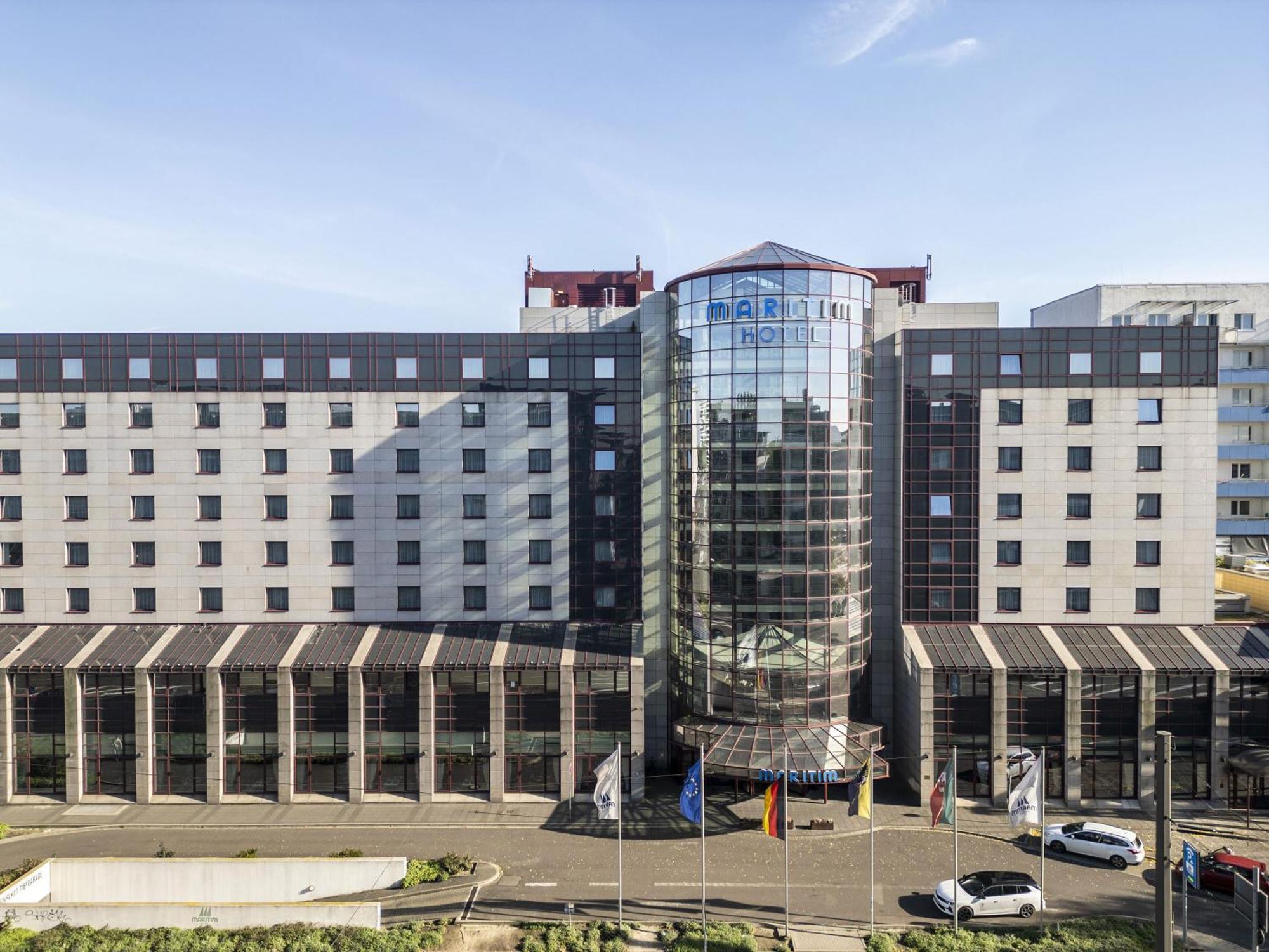 Maritim Hotel Магдебург Екстериор снимка